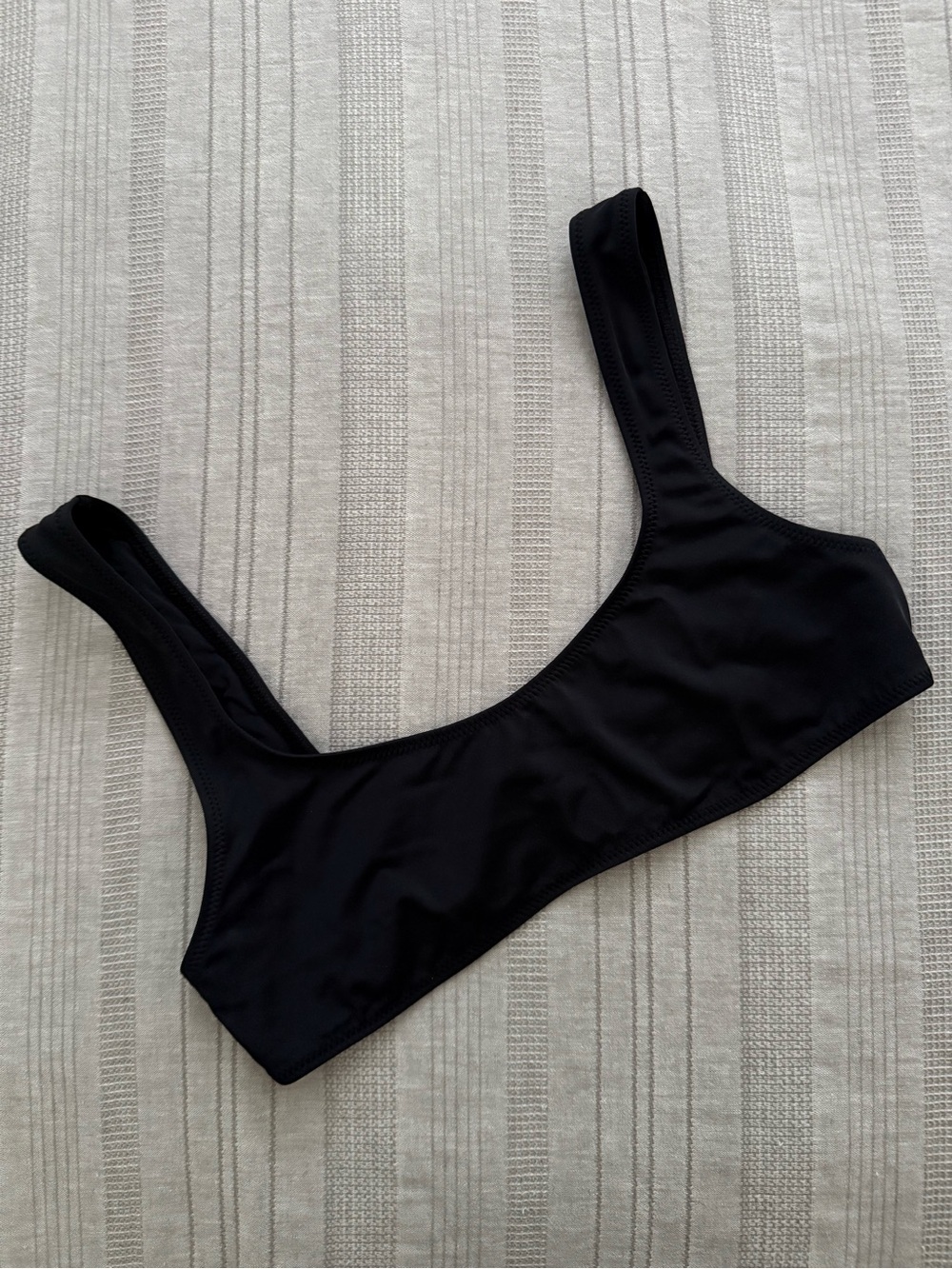 Solid & Striped the Elle Bikini Top